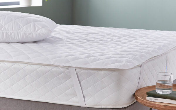 Silentnight Anti-Allergy Mattress Protector - Image 2